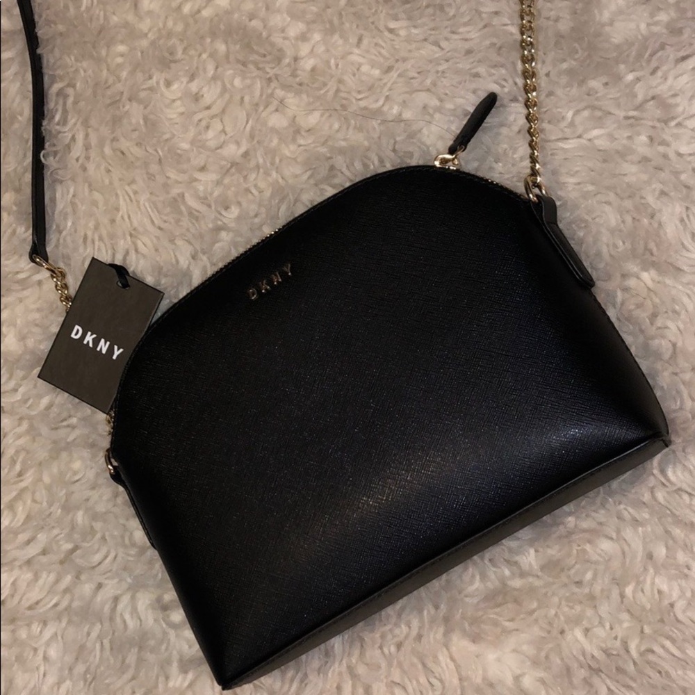 NWT DKNY CROSSBODY